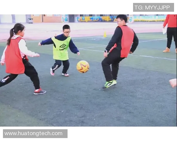 青少年校园足球的蓬勃发展与未来展望促进身心健康与团队精神的培养